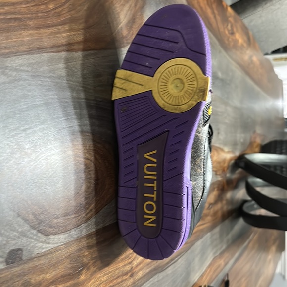 Louis Vuitton
Trainer 'Monogram
- Yellow Purple' RP - Picture 8 of 10